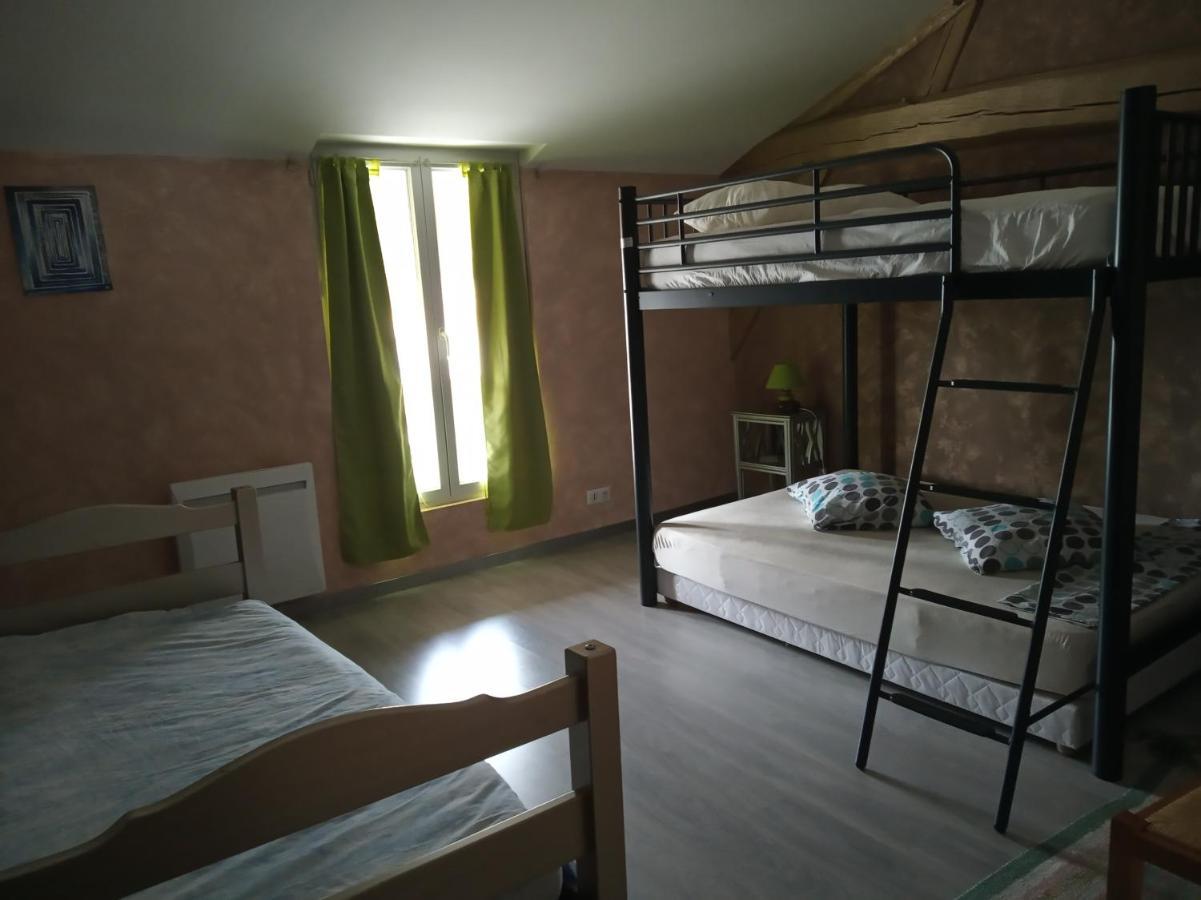 Les Attelages De La Fontaine Hotell Epothemont Exteriör bild