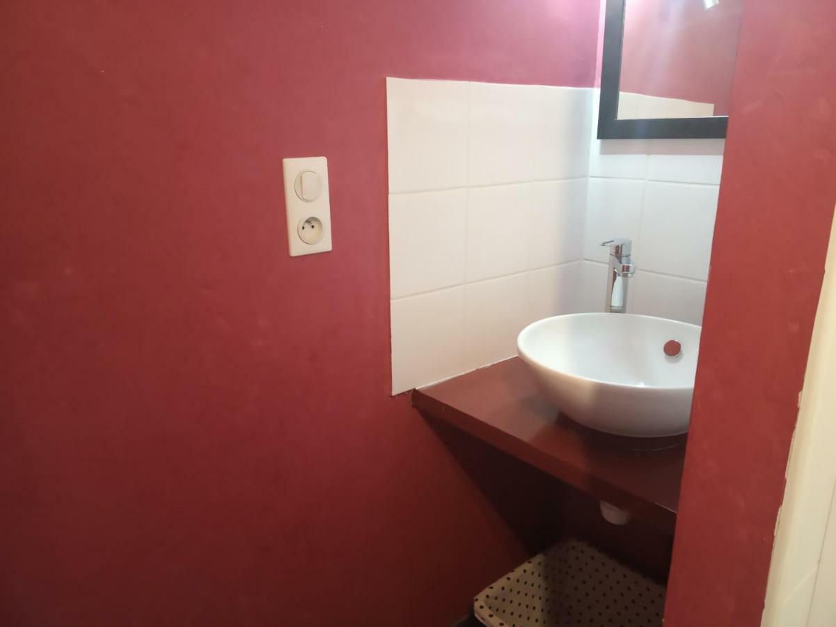 Les Attelages De La Fontaine Hotell Epothemont Exteriör bild